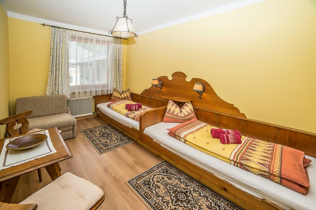 Familie Lampersberger Hotell Sachsenburg Exteriör bild